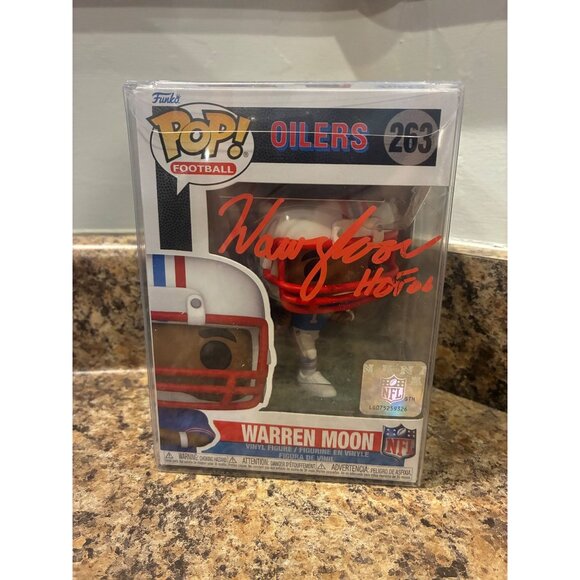 Signed Funko Pop! Football Warren Moon #263 Houston Oilers - Picture 1 of 4